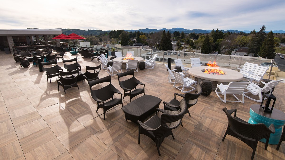 Sky & Vine Rooftop Bar