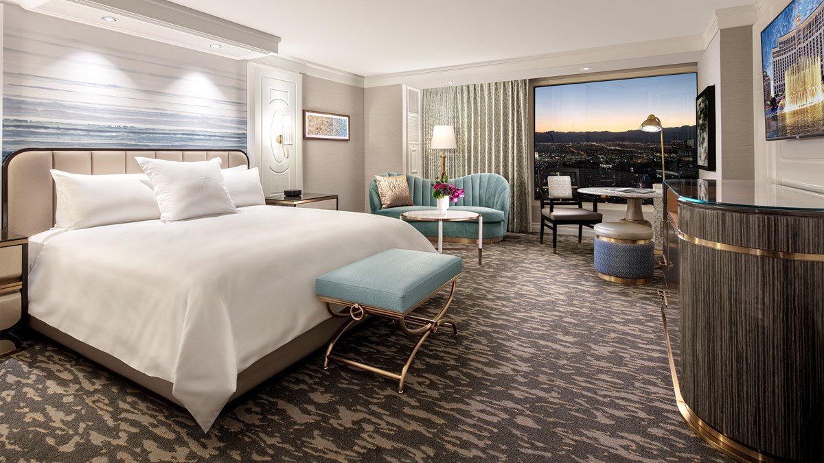 Bellagio - fountain view King bedroom - photo review : r/vegas