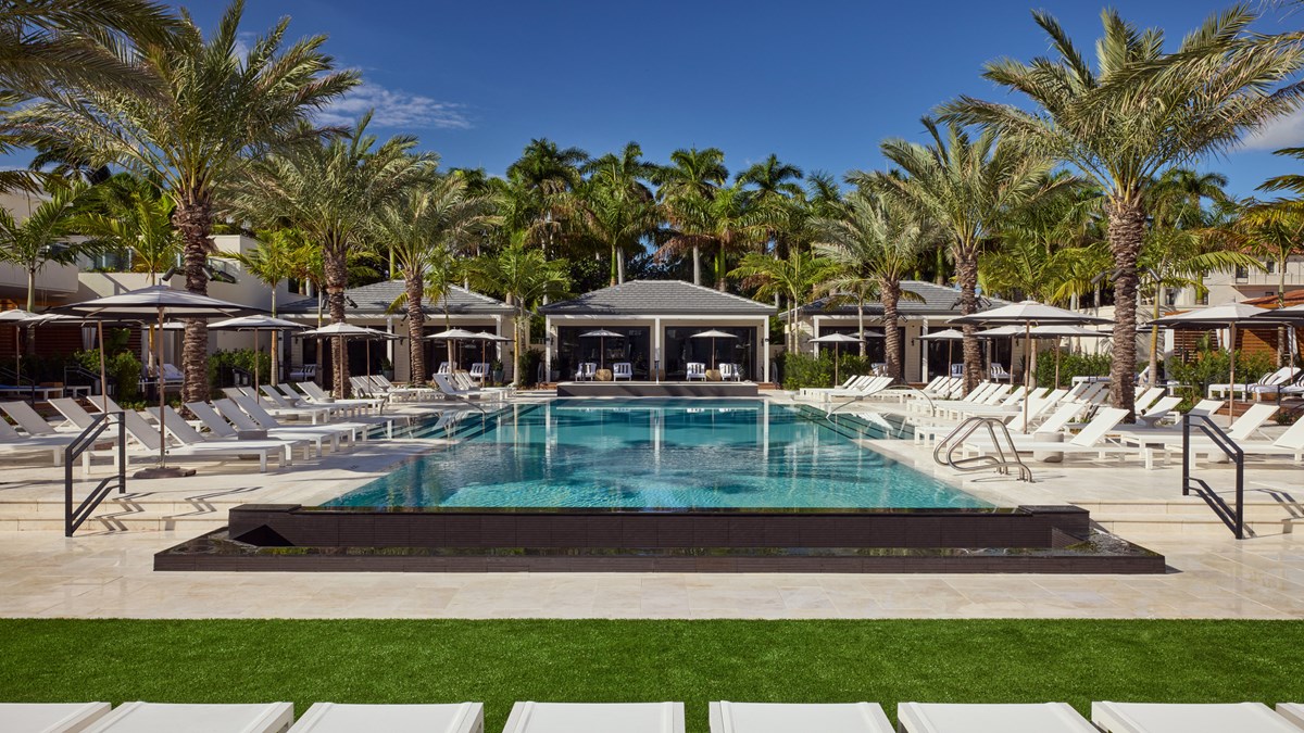 Harborside Pool Club