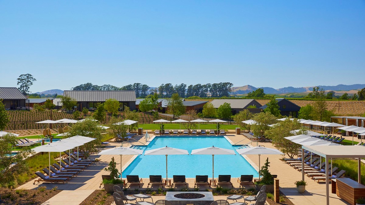 Hotel pool