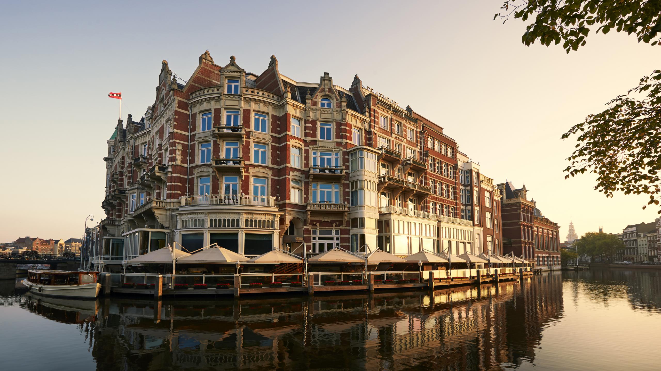 The Ultimate Luxury in the Netherlands: Discover Amsterdam’s Prestigious Hotels